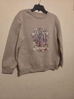 La Guadalupana Graphic Crewneck Sweatshirt