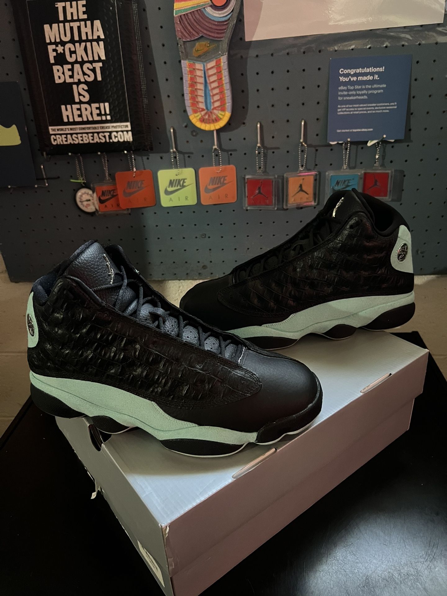 Jordan 13 Island Green Size 11