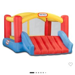 Kids Bounce house - Little Tikes