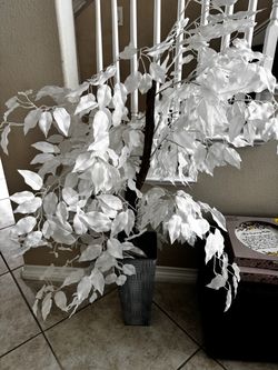 Plant artificial