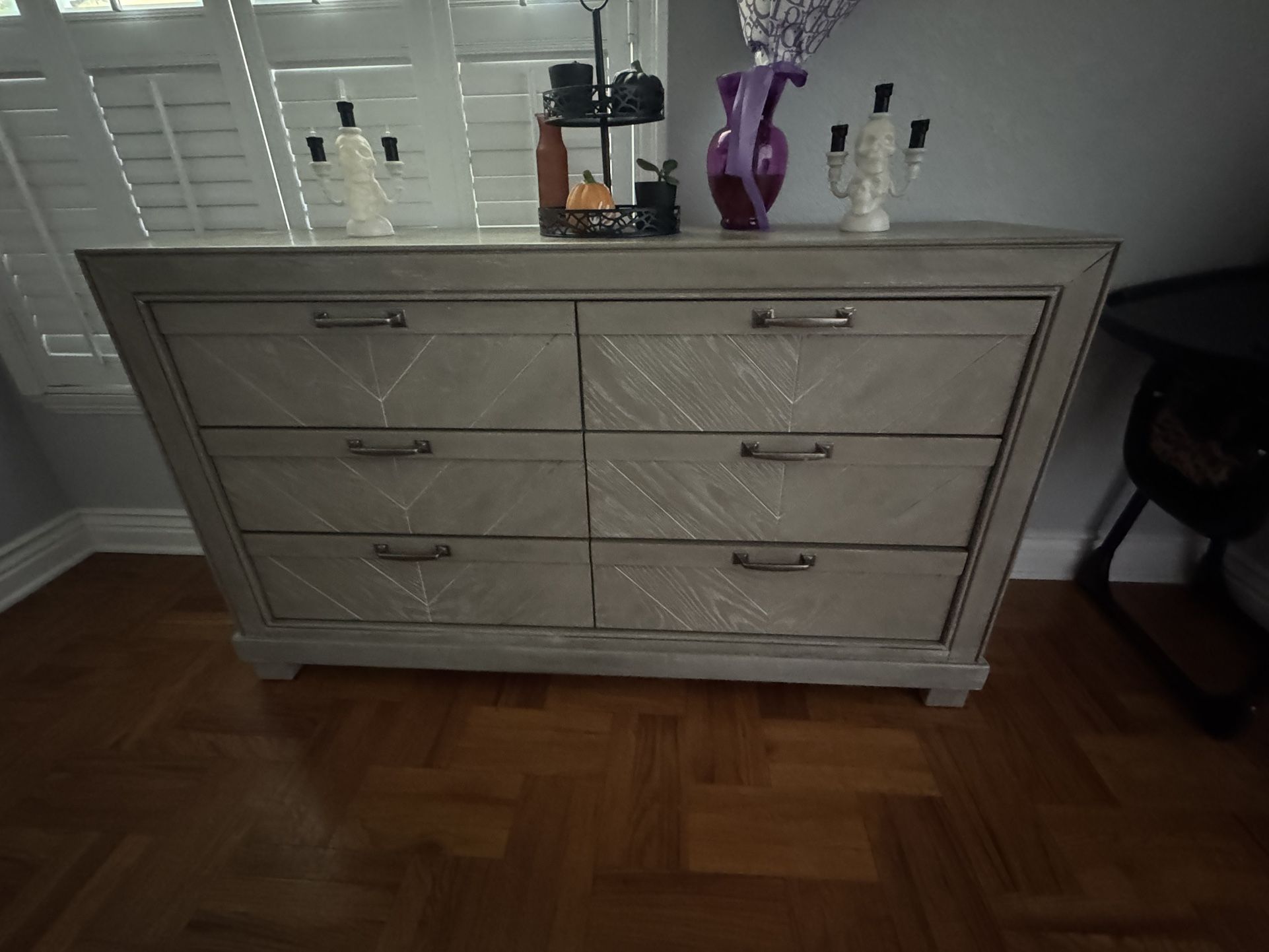 Move Out Sale