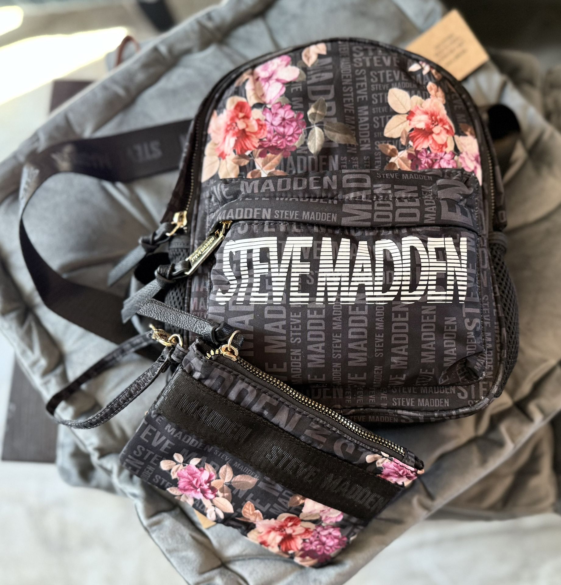Newđź’ŽSteve Madden Purse Backpack & Wristlet