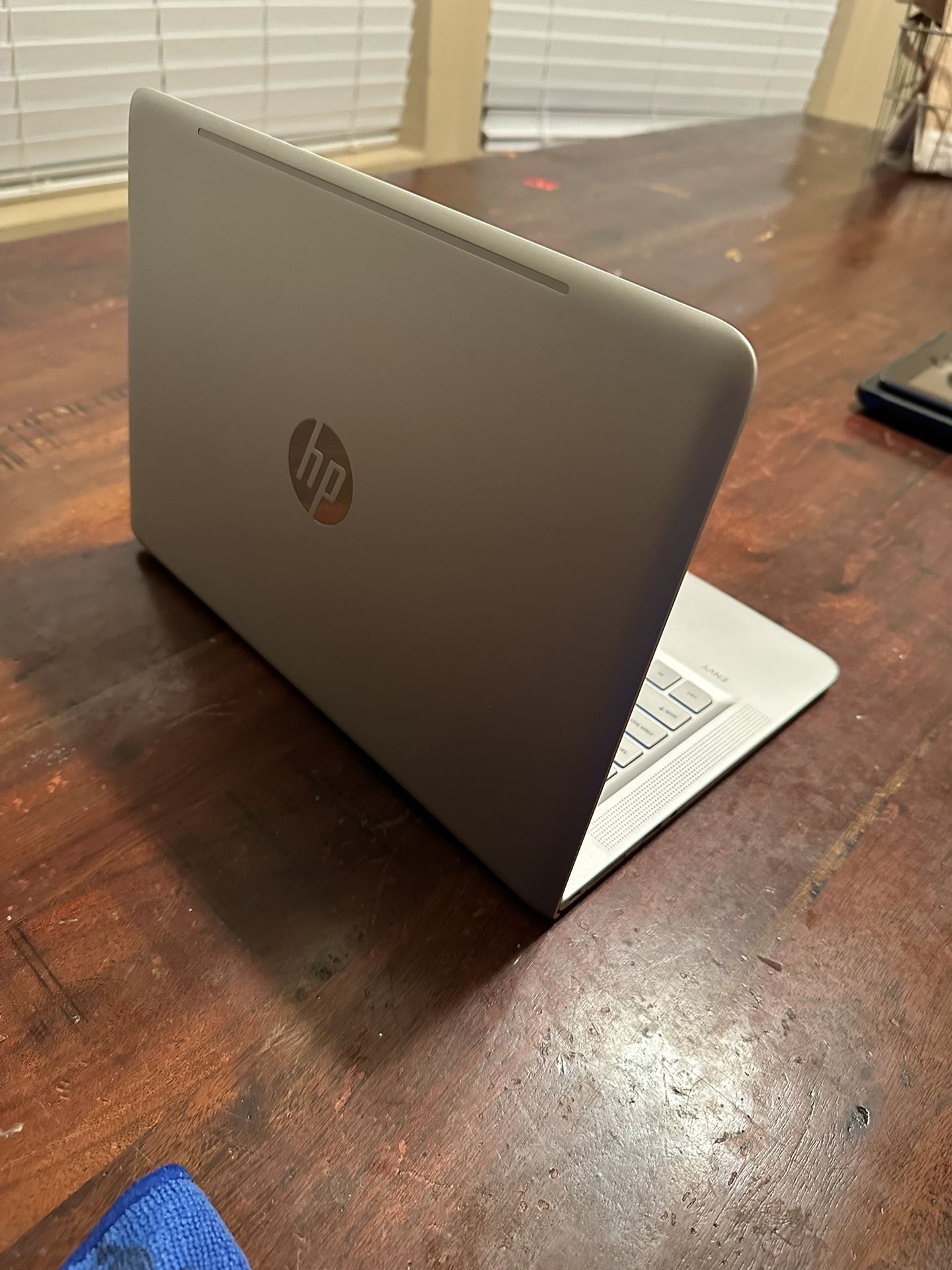 HP Laptop i7 
