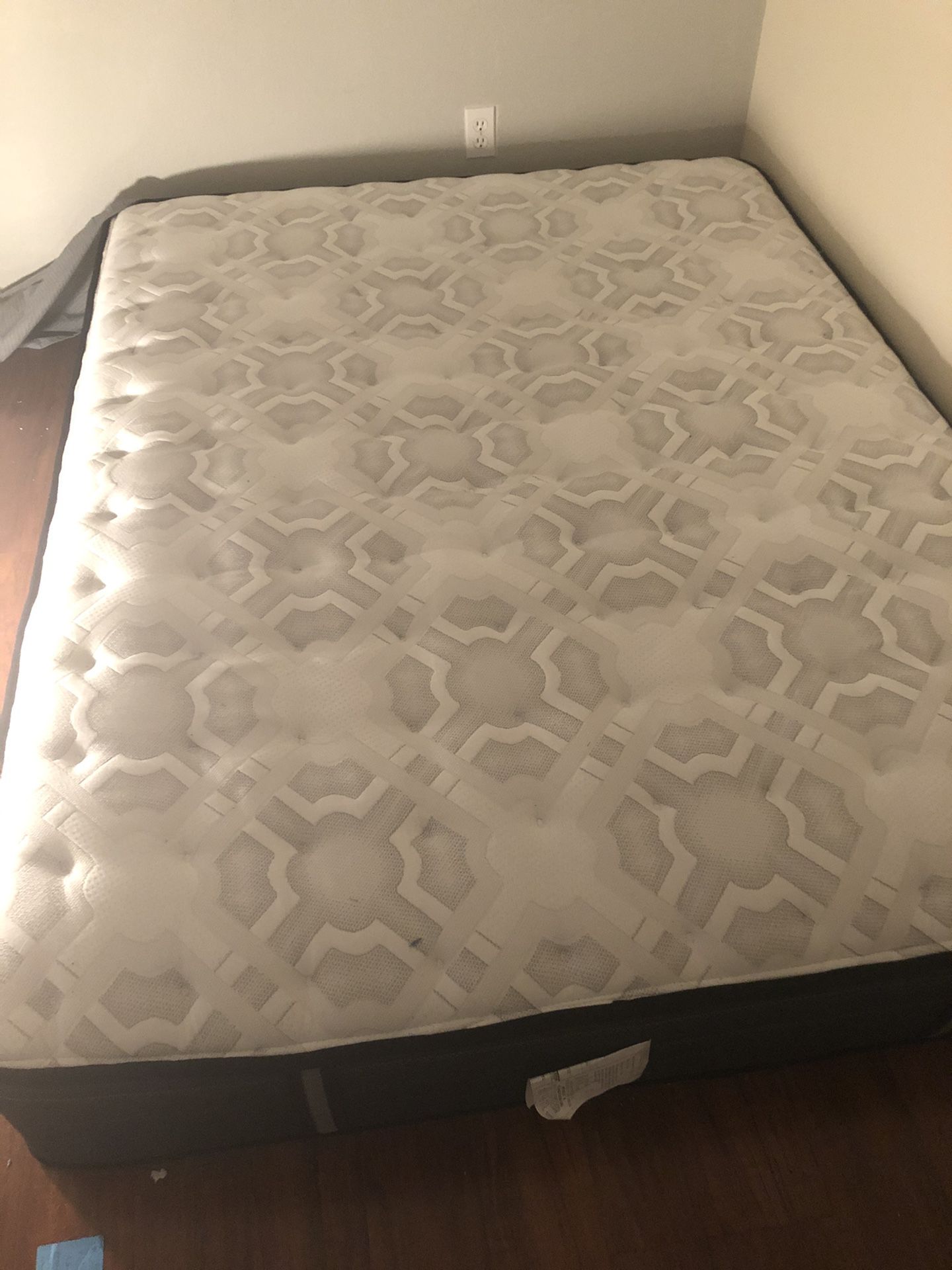 New mattress never used!