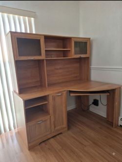 Real Wood Computer Desk with Hutch and Storage