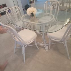 $3000 Leaders Dinning Set $999 OBO