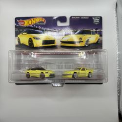 Hot Wheels PREMIUM 2 Pack Nissan Z Pronto and Fairlady