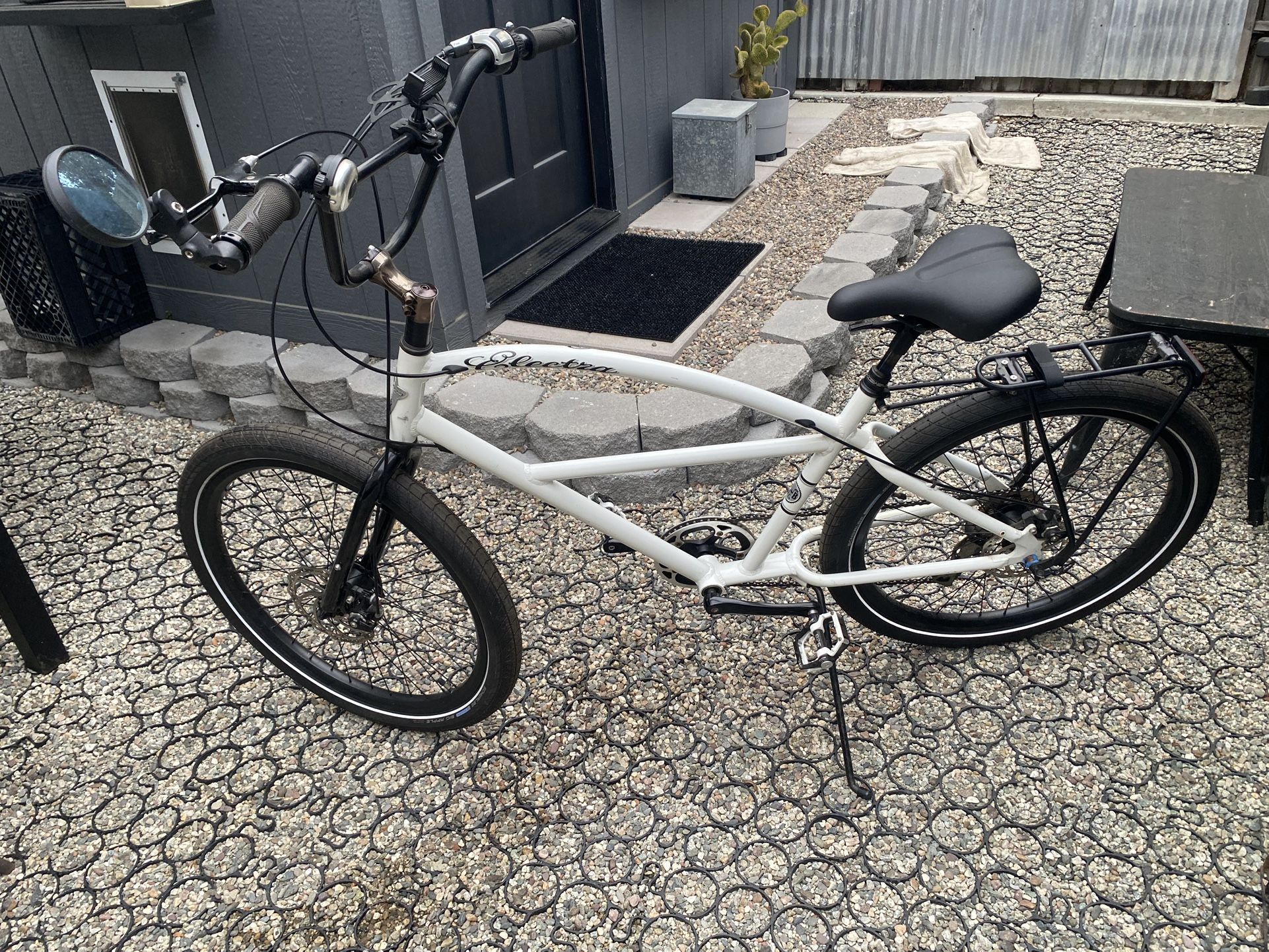 Electra 8 Speed Delivery