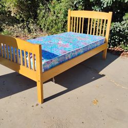 Twin Size Bed 