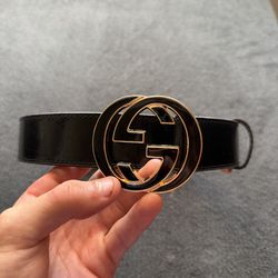 ($60) Black Gucci Belt With Black & Gold Buckle