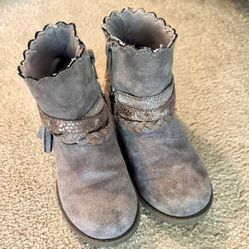 Kids Boots - Size 13