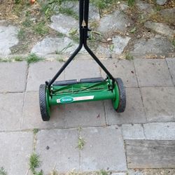 Scotts Elite Hand Grass Cutter