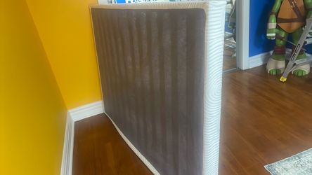 Queen size box spring six inch high made of metal
