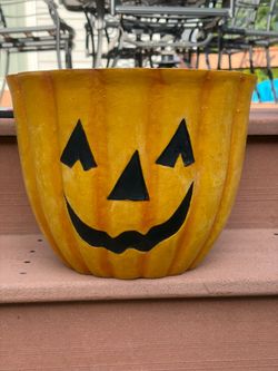 Pumpkin Face Decorative Planter
