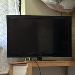 32" COBY TV