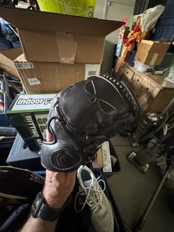 Shadow 12” Pitchers Glove