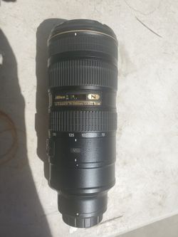 Nikon 70-200 f2.8 vr ii Telephoto Lense