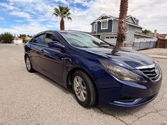 2011 Hyundai Sonata, four-cylinder automatic