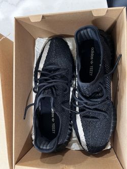 Yeezy 350 v2 ‘Core Black White’ size 13 (with box)