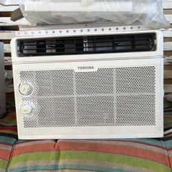 Toshiba Window Ac  5000btu