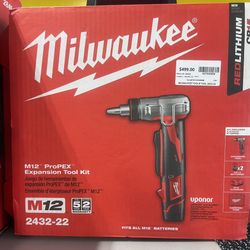 Milwaukee 2432-22 M12 Propex Expansion Tool Kit