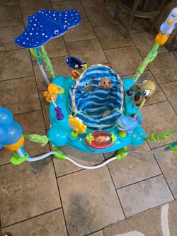 Disney "Nemo" Baby Jumperoo