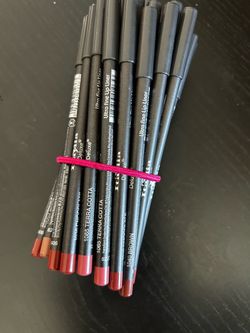 Lipliners