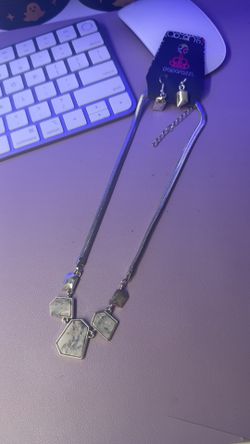 Silver knecklace