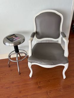 Modern gray chair