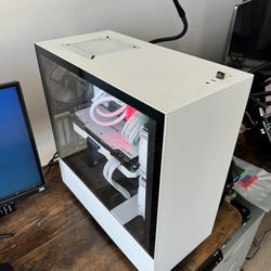 Gaming PC & Monitor For Sale