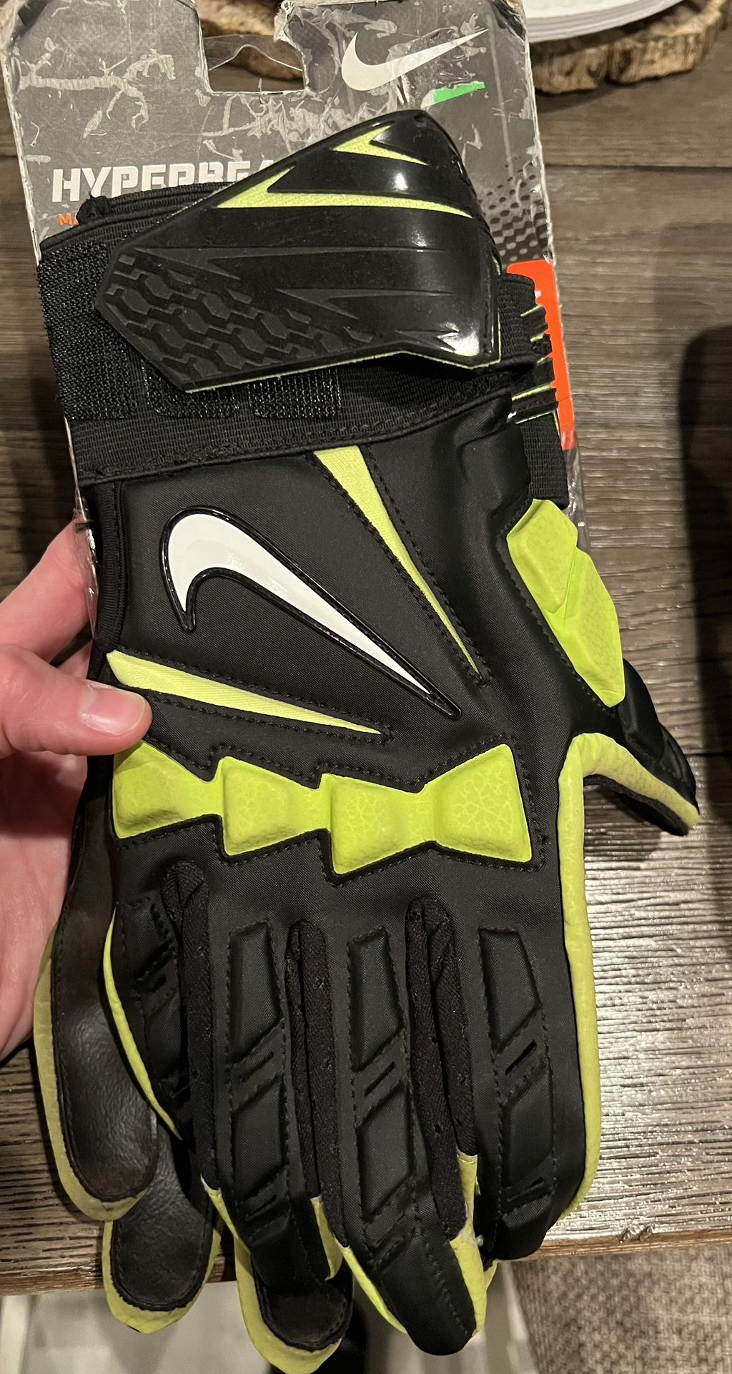 Nike Hyperbeast 2.0 Lineman Gloves- Size Medium