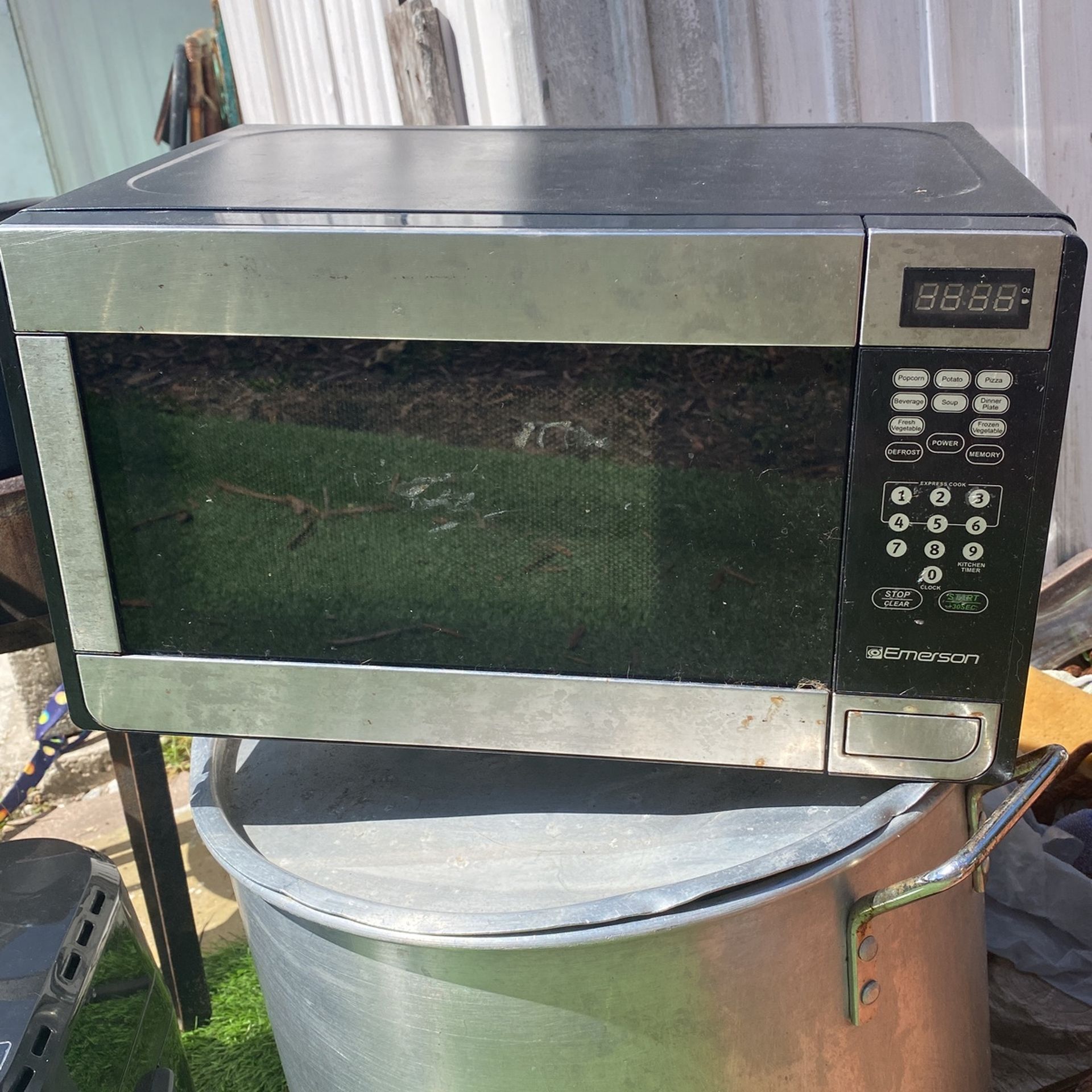 Microwave