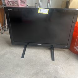 32 Inch TV