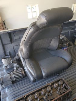 Leather seats 2000 Firebird
