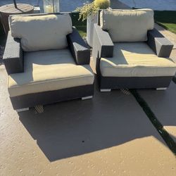 Restoration Hardware 4 Piece Patio Set $50