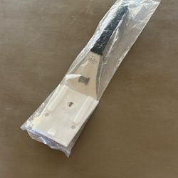 The Pampered Chef Barbecue Turner