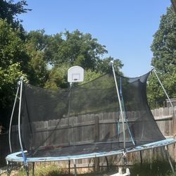 Trampoline 