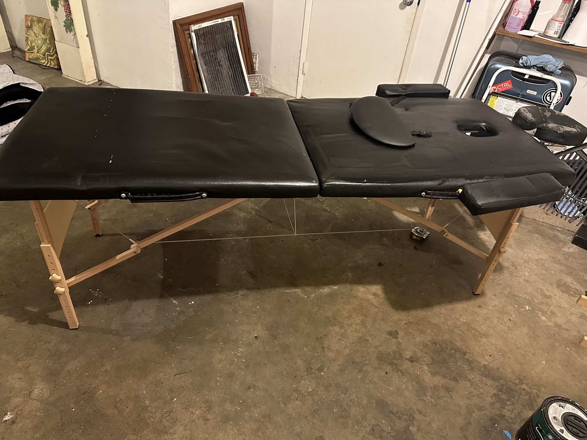 Massage Table for Sale in San Diego, CA OfferUp
