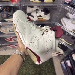 Jordan 6 Maroon