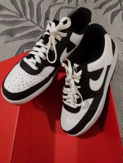 nike (9.5)
