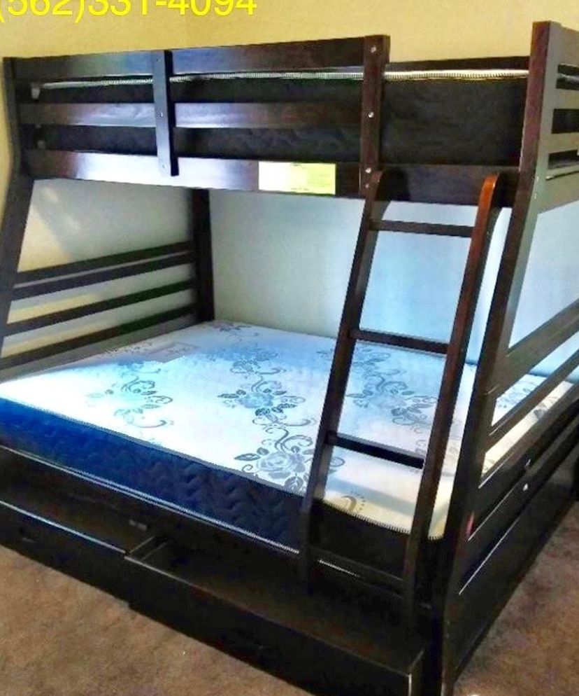 Twin/full Expresso Bunkbed w. Orthopedic Mattresses included