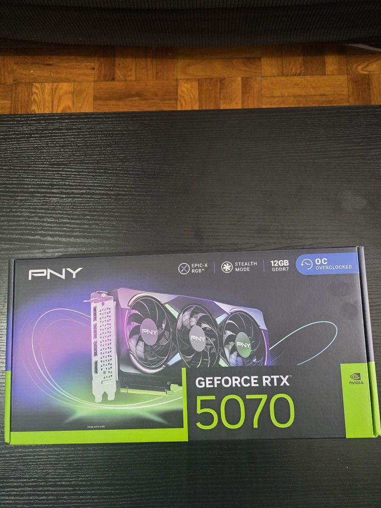 PNY NVIDIA GeForce RTX™ 5070 Epic-X™ ARGB OC Triple Fan, Graphics Card "2 WEEKS OLD, LIKE NEW"
