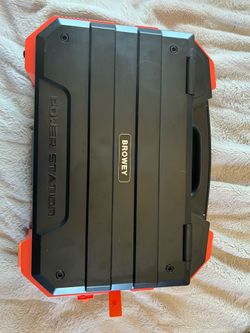 Browey Portable solar charging station