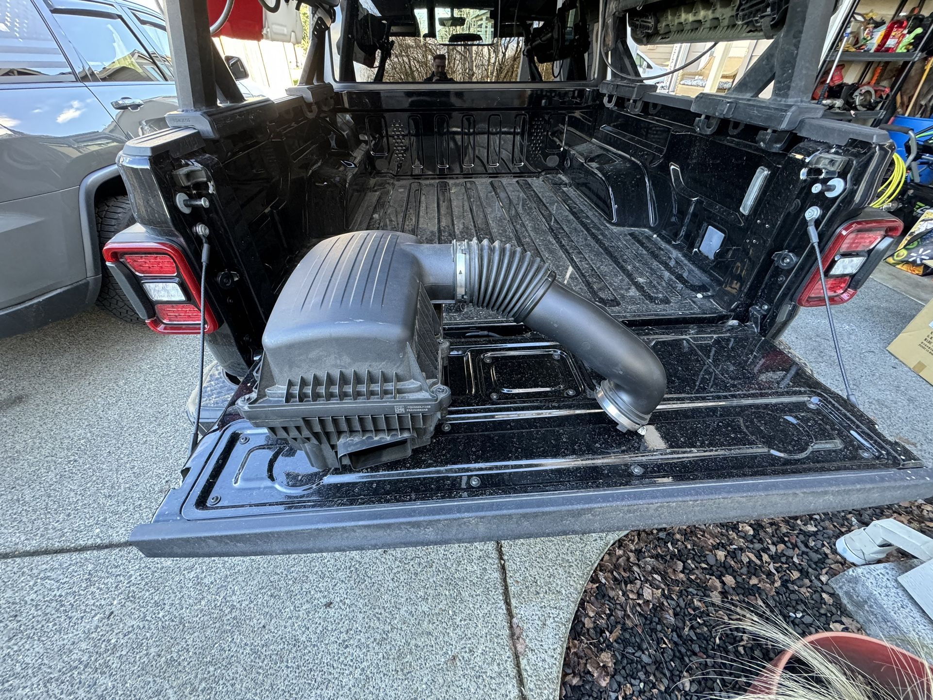 Air Intake Ram 1500