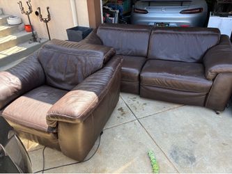 NATUZZI COUCH