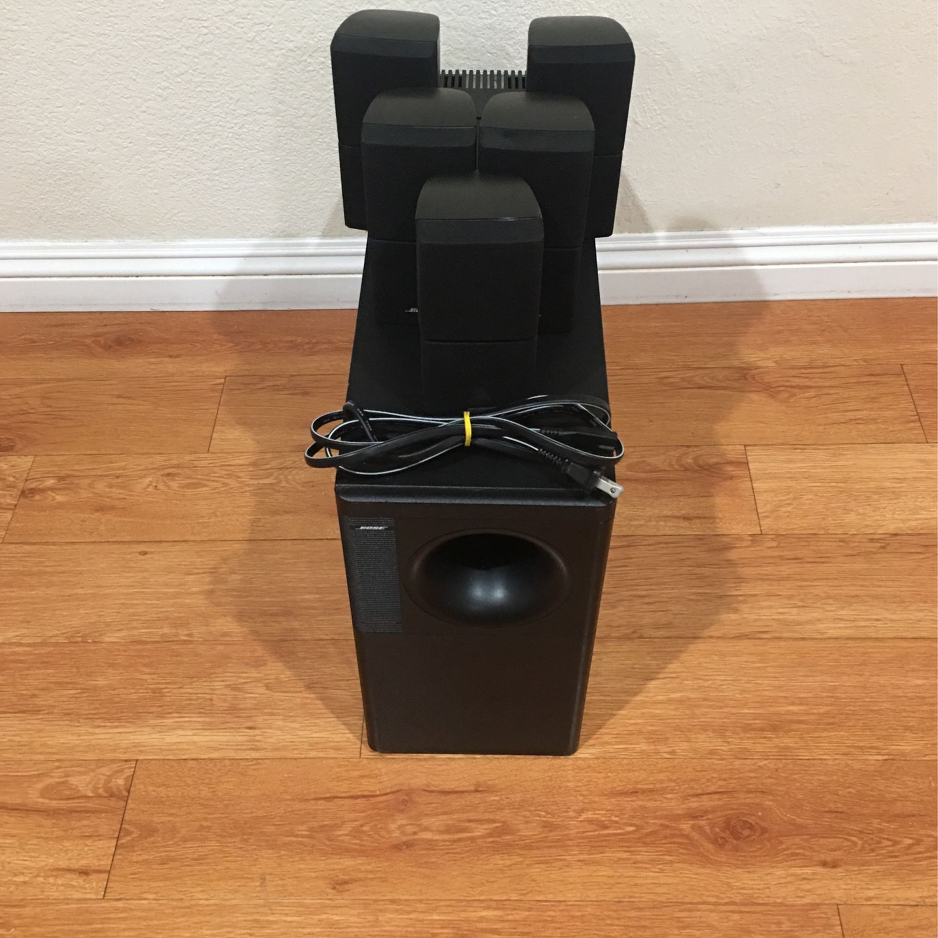 Bose Acoustimass 15 home theater speaker system Works Great Very Loud 