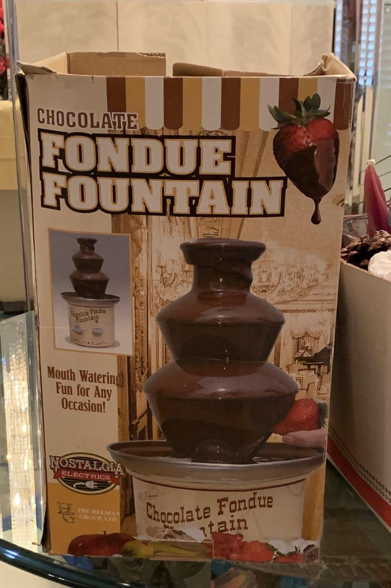 Chocolate fondue fountain