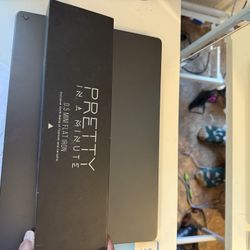 Pretty in a minute, 0.5 flat iron