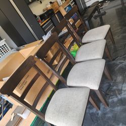 Solid Wood Dinner Table Sed