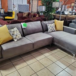 2pc Sectional